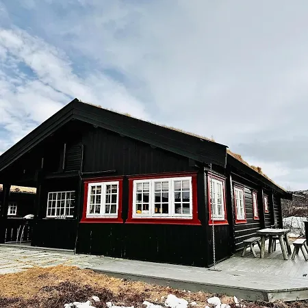 Cosy At For 8 People - 3 Br *