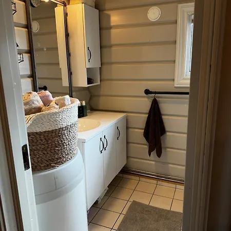 Cosy At For 8 People - 3 Br 度假居