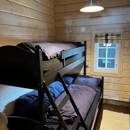 Cosy At For 8 People - 3 Br * Maurset