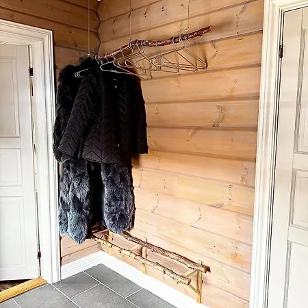 Cosy At For 8 People - 3 Br Holiday home *